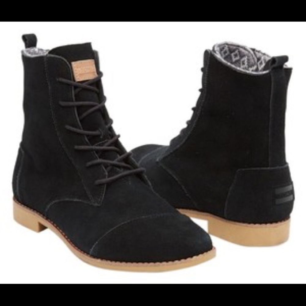 Toms black Apla boot